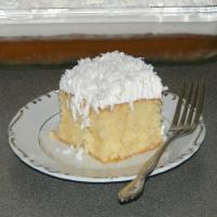 Coconut Cream Poke Cake Recipe - (4.4/5)_image