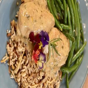 Rach's Chicken with Tarragon Cream Sauce, Green Beans + Rice Pilaf_image
