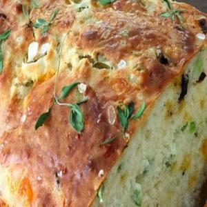 Cheese, Olive and Buttermilk Herb Bread_image