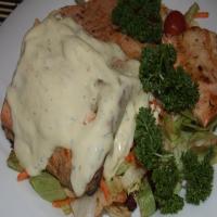 Grilled Salmon With Mustard Dill Sauce_image