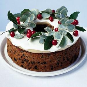 Elegant berry wreath cake_image