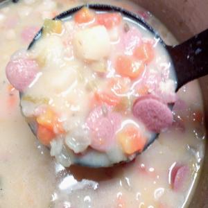 Betty's Bavarian potato and sausage soup_image