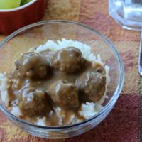 Meatballs and Gravy over Rice_image
