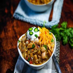 Slow Cooked White Chicken Chili_image