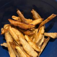Homemade Crispy Seasoned French Fries_image