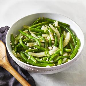 Fresh Green Beans, Fennel, and Feta Cheese_image