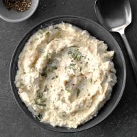 Slow-Cooker Garlic-Rosemary Cauliflower Puree_image