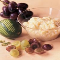 Coconut Tapioca Pudding with Sliced Grapes_image