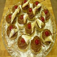 Chocolate Mousse Puff Pastries_image