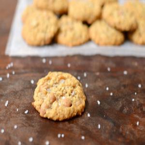 Salted Caramel Oatmeal Cookies Recipe - (4.4/5)_image