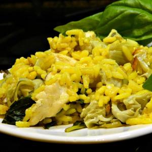 Warm Rice, Artichoke, Spinach, and Chicken Salad_image
