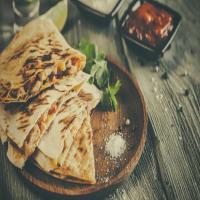 Toaster Oven Chicken Quesadillas_image