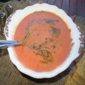 Creamy Tomato Soup With Pesto image