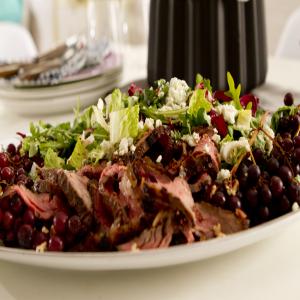 Flank Steak, Champagne Grapes & Blue Cheese Salad_image
