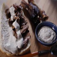 Prime Rib Sandwiches with Horseradish Sauce_image