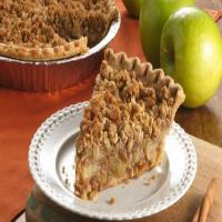 Cinnamon-Raisin Apple Crisp Pie_image