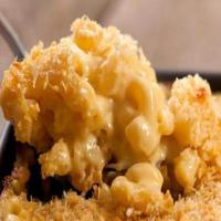 Breadcrumb topped Baked Mac and Cheese_image
