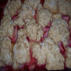 Fresh Strawberry and Peach Cobbler_image