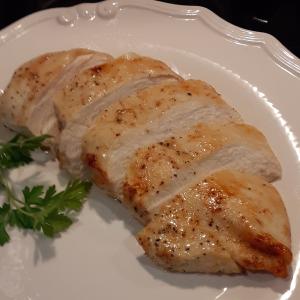 Easy Air-Fried Chicken Breast_image