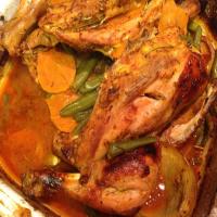 Oven Baked Whole Chicken and Vegetables_image