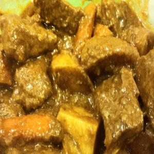 Dutch Oven Hearty Beef Stew_image