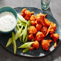 Cauliflower Hot Wings with Buttermilk Ranch Dipping Sauce_image