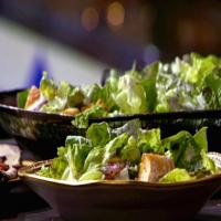 Family Favorite Salad with Homemade Ranch Dressing and Croutons_image