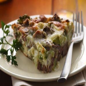 Impossibly Easy Beef, Broccoli and Mushroom Pie_image
