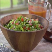 Green Salad with French Dressing_image