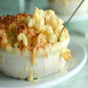 Poole's Diner Mac And Cheese Recipe - Food Republic_image