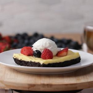 Delicious Pie Bar: Berry Vanilla Dream Recipe by Tasty_image