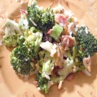 Broccoli Salad with Raisins_image