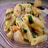 Creamy Shrimp and Spinach Pasta_image