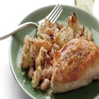 Roast Chicken with Cauliflower and White Beans_image