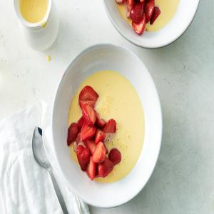 Strawberries in Rose Crème Anglaise_image