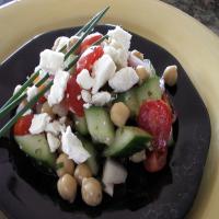 Garbanzo Bean Salad With Feta Cheese_image