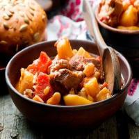 Hungarian Cholent Slow Cooker Beef-Stew_image