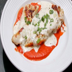 Grilled Chicken With Goat Cheese Sauce_image