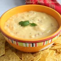 Best Homemade Queso Dip Recipe_image