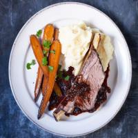 Twice-cooked beef short ribs with dripping carrots & gravy image