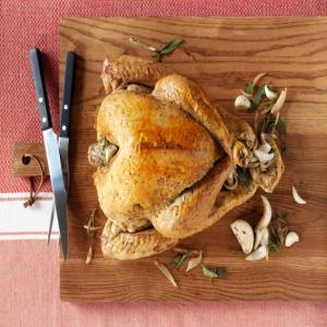 Easy Herb Roasted Turkey_image