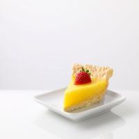 Marshmallow Crispy Lemon Pie_image