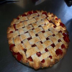 Cherry-Almond Pie_image