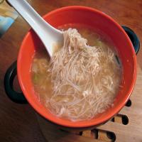 Egg Drop Soup With Chicken and Noodles_image