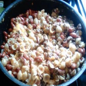Beefy Shells & Cheese Dinner image