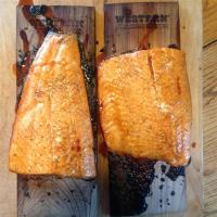 Pepper-Honey Cedar Plank Salmon_image