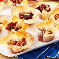 Cranberry-Pecan Brie Cups_image