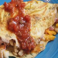 Canadian Bacon and Potato Omelet_image