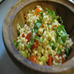 Mediterranean Salad With Israeli Couscous_image