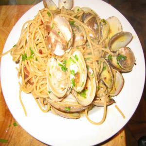 Unbelievable Clams and Garlic image